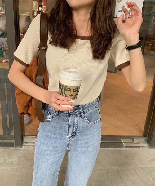 ABITOKYO（アビトーキョー）の「配色リブクルーネックカットTシャツ（Tシャツ/カットソー・レディース・ホワイト/ベージュ/ピンク/グリーン/ダークグリーン/ネイビー/ブルー/オレンジ/グレイッシュベージュ/グレー/ブルーグリーン/ブラック・FREE）」の14枚目の写真