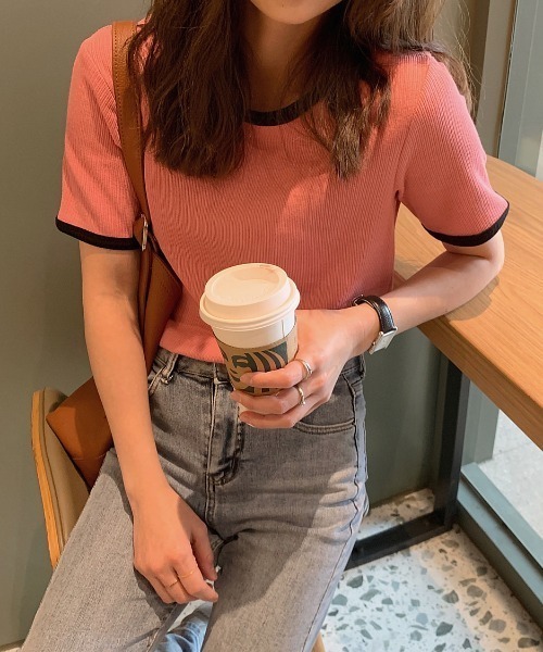 ABITOKYO（アビトーキョー）の「配色リブクルーネックカットTシャツ（Tシャツ/カットソー・レディース・ホワイト/ベージュ/ピンク/グリーン/ダークグリーン/ネイビー/ブルー/オレンジ/グレイッシュベージュ/グレー/ブルーグリーン/ブラック・FREE）」の17枚目の写真