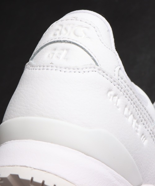 ASICS（アシックス）の「ASICS GEL-LYTE III OG / アシックス ゲルライトスリー オージー（スニーカー・レディース・ブラック/ホワイト・23.5cm/26.0cm/24.5cm/27.0cm/25.0cm/24.0cm/26.5cm/28.0cm/28.5cm/27.5cm/25.5cm/29.0cm/23.0cm/30.0cm）」の8枚目の写真