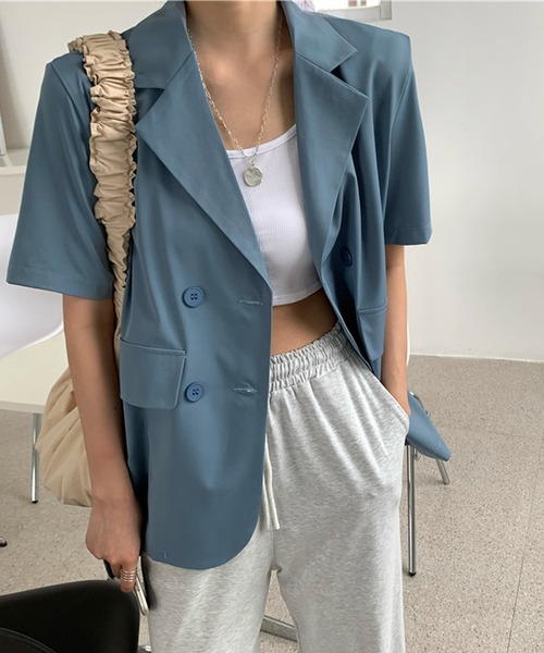 lakkanoir（ラッカノア）の「ハーフスリーブカラージャケット（ベスト・レディース・ブラック/イエロー/ブルー/クリーム/パープル/ホワイト/ライトブルー・ONESIZE）」の5枚目の写真