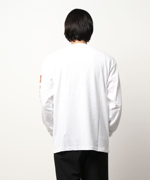 NEW ERA(ニューエラ)の「【NEW ERA】長袖 コットン Tシャツ 3TONE(Tシャツ/カットソー・メンズ・ホワイト/ブラック・S/M/L/XL)」の4枚目の写真
