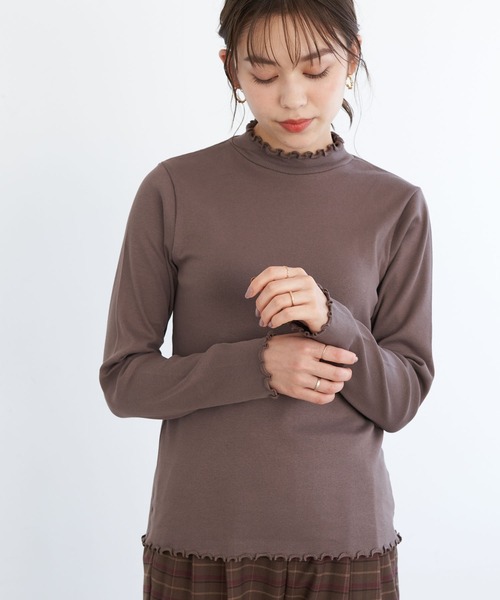 earth music&ecology（アースミュージックアンドエコロジー）の「ハイネックメローリブ長袖プルオーバー ＊（Tシャツ/カットソー・レディース・ブラック/ブラウン/オフホワイト/ミント/ラベンダー/ライトベージュ・S/M）」の4枚目の写真