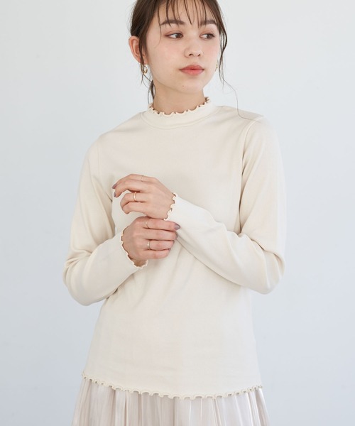 earth music&ecology（アースミュージックアンドエコロジー）の「ハイネックメローリブ長袖プルオーバー ＊（Tシャツ/カットソー・レディース・ブラック/ブラウン/オフホワイト/ミント/ラベンダー/ライトベージュ・S/M）」の2枚目の写真