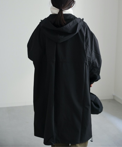 ap retro（アプレトロ）の「ボリュームスリーブフードロングブルゾン