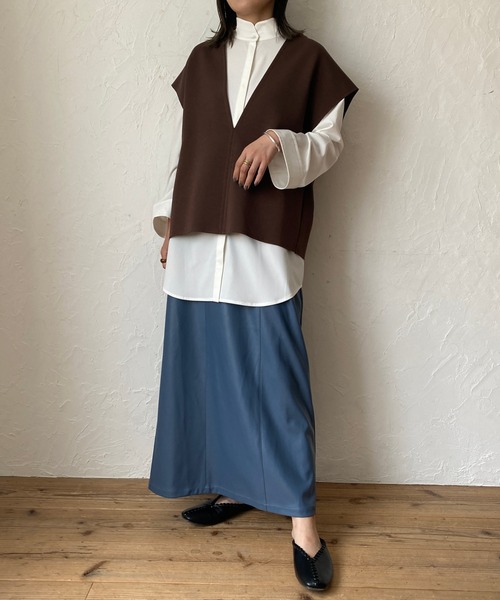 ReNorm（リノーム）の「フェイクレザーロングスカート（スカート・レディース・ブラック/ブルー/ブラウン・M/S）」の19枚目の写真