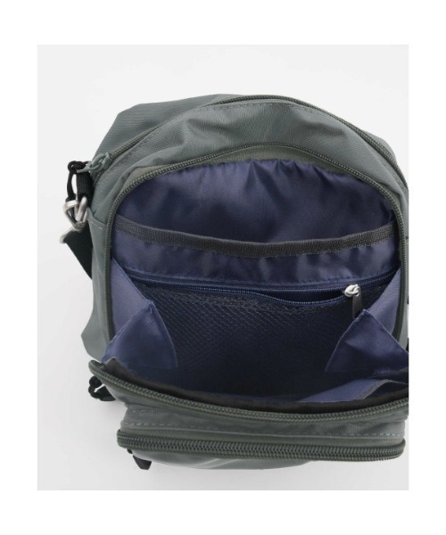 nop de nod(ノップドゥノッド)の「Carre ショルダーバッグ S(ショルダーバッグ・レディース・ブラック/ネイビー/グレー・8)」の13枚目の写真