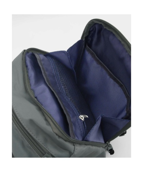 nop de nod(ノップドゥノッド)の「Carre ショルダーバッグ S(ショルダーバッグ・レディース・ブラック/ネイビー/グレー・8)」の15枚目の写真