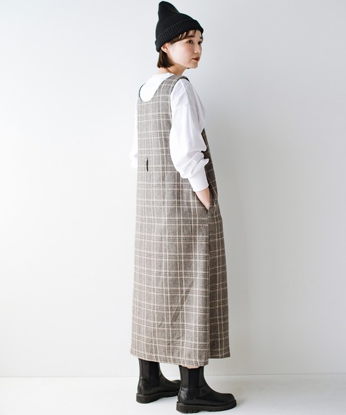 haco!（ハコ）の「【φ】「私らしく」が自由自在。たっぷり着まわしも計算済み 楽ちんなのによそ行き見えな大人のチェックジャンパースカート（ジャンパースカート・レディース・グレー系その他/ブラウン系その他・SMALL/MEDIUM/LARGE/X-LARGE）」の20枚目の写真