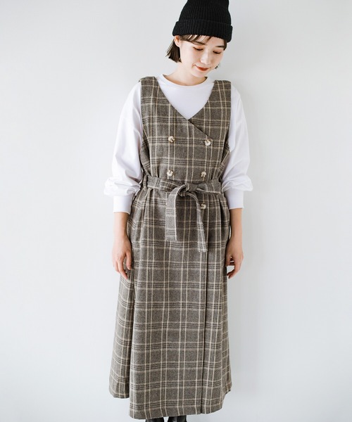 haco!（ハコ）の「【φ】「私らしく」が自由自在。たっぷり着まわしも計算済み 楽ちんなのによそ行き見えな大人のチェックジャンパースカート（ジャンパースカート・レディース・グレー系その他/ブラウン系その他・SMALL/MEDIUM/LARGE/X-LARGE）」の5枚目の写真