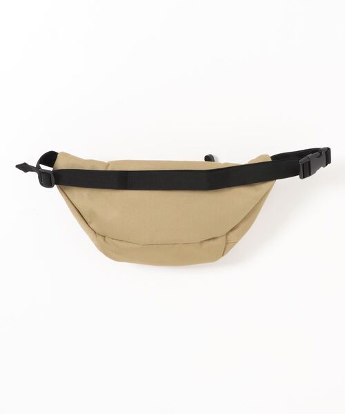LOVETOXIC(ラブトキシック)の「刺しゅうウエストBAG(ボディバッグ/ウエストポーチ・キッズ・ライトカーキ/ブラック/マルチ・FREE)」の4枚目の写真