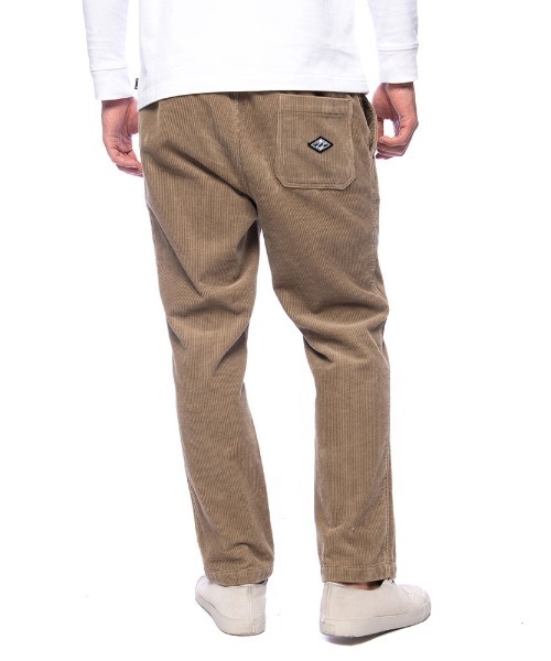 BILLABONG（ビラボン）の「BILLABONG メンズ  CORDUROY LAYBACK ロングパンツ  【2021年秋冬モデル】/ビラボンウエストゴムコーデュロイイージーパンツ（その他パンツ・メンズ・ベージュ/ブラウン/グリーン系その他・MEDIUM/LARGE/X-LARGE）」の17枚目の写真