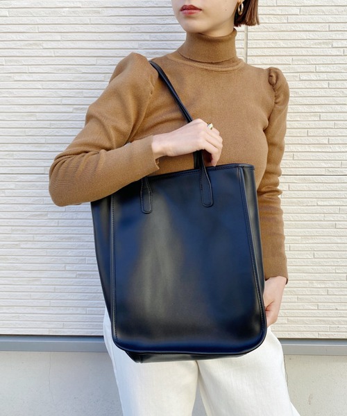 CLEA(クレア)の「【A4収納可能】ビッグポーチ付フェイクレザートート(トートバッグ・レディース・ブラック/ベージュ/ブラウン/ベージュ系その他・FREE)」の21枚目の写真