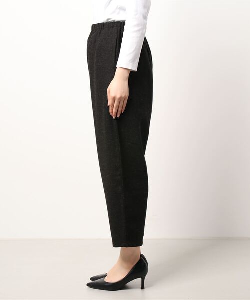 apuntob(アプントビー)の「【apuntob】ウールフランネルパンツ WOMEN(その他パンツ・レディース・ブラック・2)」の2枚目の写真
