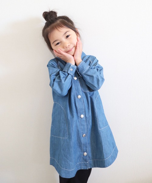 KP(ケーピー)の「ライトデニムシャツワンピース(110-130cm)(シャツワンピース・キッズ・ブルー・110cm/120cm/130cm)」の11枚目の写真