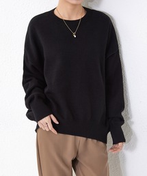 クルーネック ニットトップス