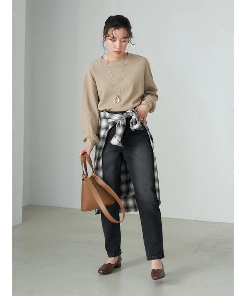 earth music&ecology（アースミュージックアンドエコロジー）の「デニムテーパードパンツ＊（その他パンツ・レディース・ブラック/インディゴブルー・S/M/L）」の7枚目の写真