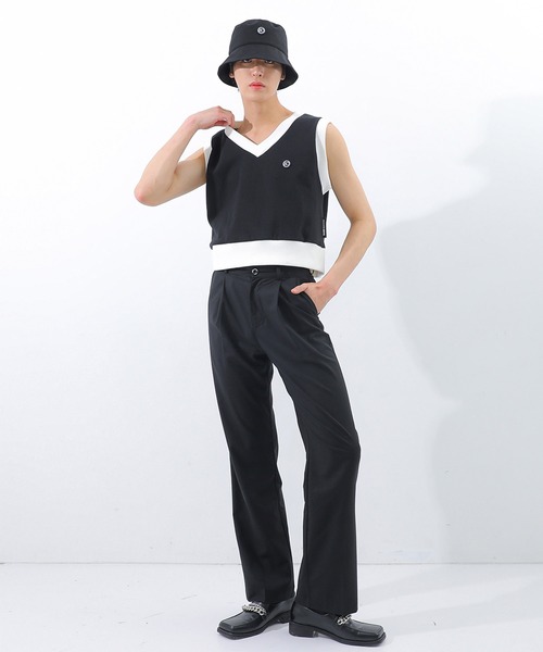 BASIC COTTON(ベーシックコットン)の「A'GEM/9 × .kom『BASIC COTTON/ベーシックコットン』ミックスデザインVネックスウェットベスト(ベスト・レディース・ホワイト/ブラック/ブラック×ホワイト・FREE)」の13枚目の写真