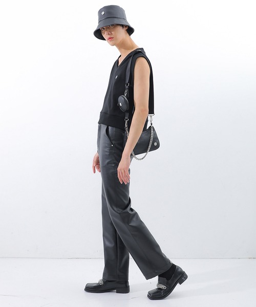 BASIC COTTON(ベーシックコットン)の「A'GEM/9 × .kom『BASIC COTTON/ベーシックコットン』ミックスデザインVネックスウェットベスト(ベスト・レディース・ホワイト/ブラック/ブラック×ホワイト・FREE)」の11枚目の写真