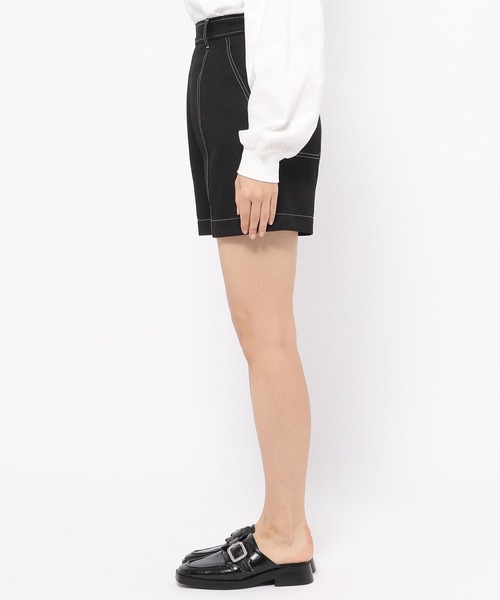 PAGEBOY(ページボーイ)の「CORE / ステッチミニトラウザー(その他パンツ・レディース・ブラック/オフホワイト・SMALL/MEDIUM)」の8枚目の写真