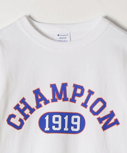 Champion(チャンピオン)の「Champion: カレッジ ロゴ ロングスリーブ Tシャツ WHITE(Tシャツ/カットソー・レディース・ライトホワイト・ONE SIZE)」の4枚目の写真