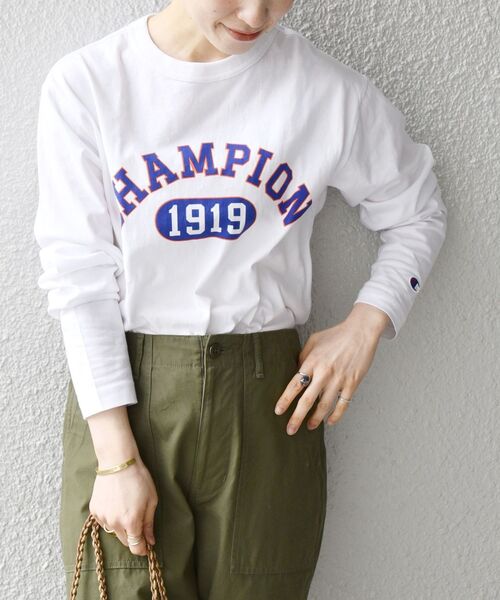 Champion(チャンピオン)の「Champion: カレッジ ロゴ ロングスリーブ Tシャツ WHITE(Tシャツ/カットソー・レディース・ライトホワイト・ONE SIZE)」の9枚目の写真
