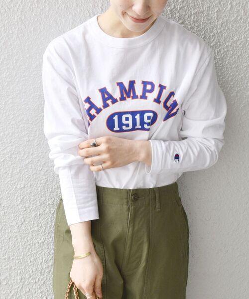 Champion(チャンピオン)の「Champion: カレッジ ロゴ ロングスリーブ Tシャツ WHITE(Tシャツ/カットソー・レディース・ライトホワイト・ONE SIZE)」の10枚目の写真