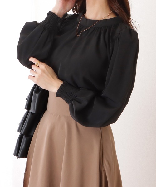 Lace Ladies(レースレディース)の「ハイネック バルーンスリーブ ブラウス(シャツ/ブラウス・レディース・ブラック/ネイビー/ライトブルー/ベージュ/オフホワイト/ホワイト・L/XL/M/S)」の20枚目の写真