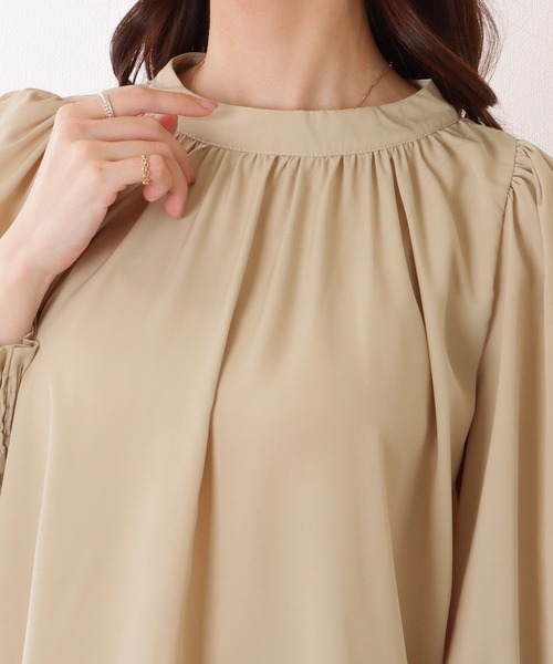 Lace Ladies(レースレディース)の「ハイネック バルーンスリーブ ブラウス(シャツ/ブラウス・レディース・ブラック/ネイビー/ライトブルー/ベージュ/オフホワイト/ホワイト・L/XL/M/S)」の7枚目の写真