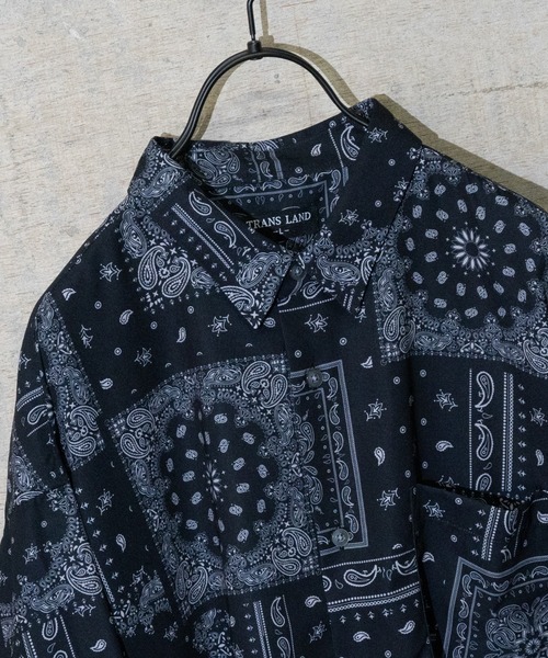 JOHN'S CLOSET(ジョンズクローゼット)の「【a】ポリエステル総柄シャツ 長袖(シャツ/ブラウス・メンズ・ホワイト/ブラック・MEDIUM/LARGE)」の3枚目の写真