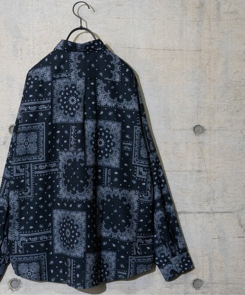 JOHN'S CLOSET(ジョンズクローゼット)の「【a】ポリエステル総柄シャツ 長袖(シャツ/ブラウス・メンズ・ホワイト/ブラック・MEDIUM/LARGE)」の5枚目の写真