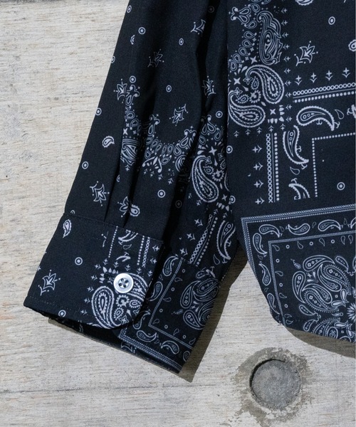 JOHN'S CLOSET(ジョンズクローゼット)の「【a】ポリエステル総柄シャツ 長袖(シャツ/ブラウス・メンズ・ホワイト/ブラック・MEDIUM/LARGE)」の6枚目の写真