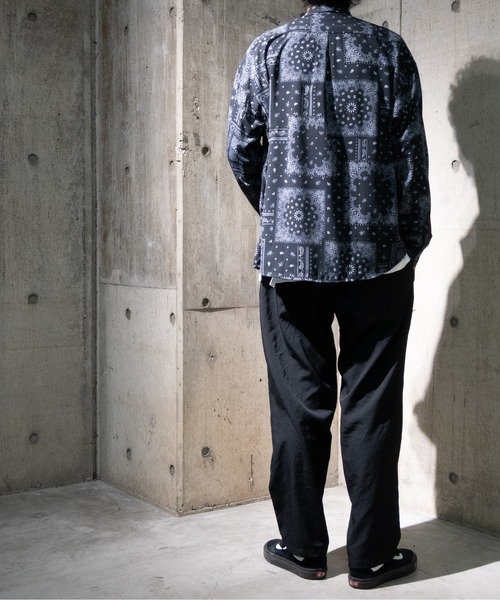 JOHN'S CLOSET(ジョンズクローゼット)の「【a】ポリエステル総柄シャツ 長袖(シャツ/ブラウス・メンズ・ホワイト/ブラック・MEDIUM/LARGE)」の20枚目の写真