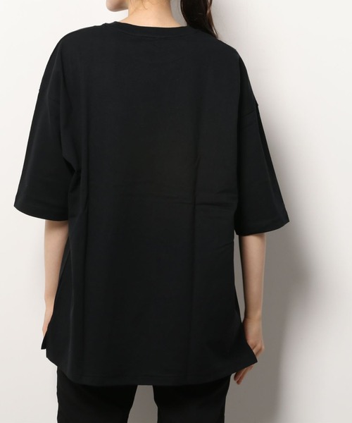 make a ray!（メイク ア レイ！）の「【THE SMURFS/スマーフ】ビッグシルエット キャラクター＆ペイントロゴ刺繍 Tシャツ/半袖Tシャツ（Tシャツ/カットソー・レディース・ホワイト/ブラック/ブルー/マルチ・M/L）」の9枚目の写真