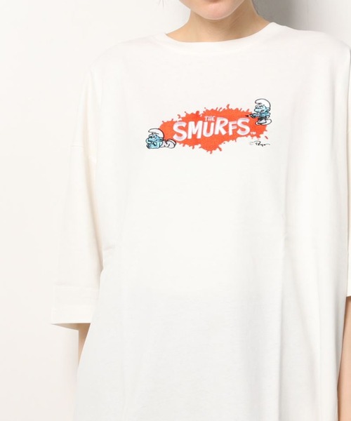 make a ray!（メイク ア レイ！）の「【THE SMURFS/スマーフ】ビッグシルエット キャラクター＆ペイントロゴ刺繍 Tシャツ/半袖Tシャツ（Tシャツ/カットソー・レディース・ホワイト/ブラック/ブルー/マルチ・M/L）」の7枚目の写真
