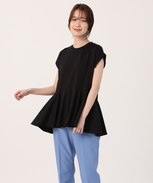 Luftrobe(ルフトローブ)の「《Luftrobe》接触冷感・裾フリルカットソー(Tシャツ/カットソー・レディース・ブラック/オフホワイト/グリーン・9号)」の3枚目の写真