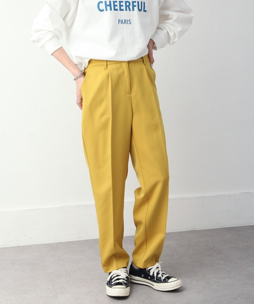 Chillfar(チルファー)の「カラーテーパードスラックスパンツ(スラックス・レディース・ブラック/ダークブラウン/ブラウン/レッド/ピンク/オレンジ/ブルー/グリーン/ライトブラウン/ミント/マスタード/グレイッシュベージュ/グレイッシュブルー/アイボリー系/グリーン系・MEDIUM/LARGE)」の12枚目の写真