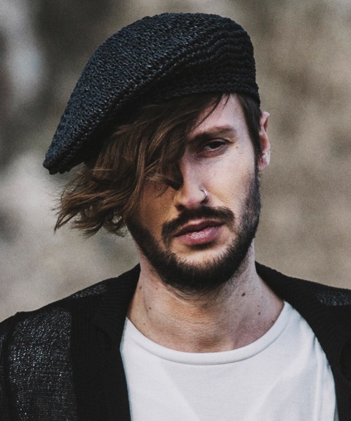 NO ID.(ノーアイディ)の「mko10466-ペーパーベレー(ハンチング/ベレー帽・メンズ・ブラック/ブラウン/アイボリー・ONE SIZE)」の4枚目の写真