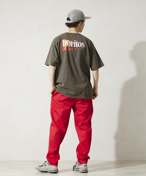 JOURNAL STANDARD relume(ジャーナルスタンダード レリューム)の「【ARTEX / アルテックス】別注 SNACKロゴ 半袖Tシャツ(Tシャツ/カットソー・メンズ・ブラック/ブラック系その他/ブラック系その他2・MEDIUM/LARGE)」の14枚目の写真