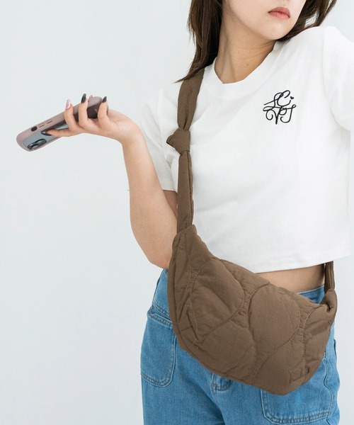 LAC-VERT（ラック・ヴェール）の「キルティングスモールショルダーバッグ（ショルダーバッグ・レディース・ブラック/ホワイト/イエロー/カーキ/モカ/ライトピンク/ライトブルー・FREE）」の21枚目の写真