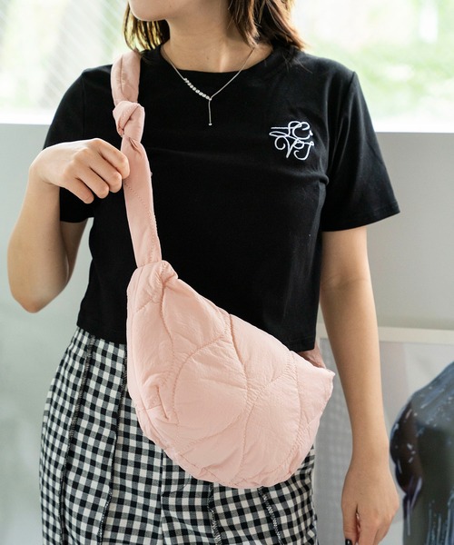 LAC-VERT(ラック・ヴェール)の「キルティングスモールショルダーバッグ(ショルダーバッグ・レディース・ブラック/ホワイト/イエロー/カーキ/モカ/ライトピンク/ライトブルー・FREE)」の21枚目の写真