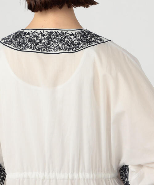 SOULEIADO（ソレイアード）の「コットンエンブロイダリーガウン