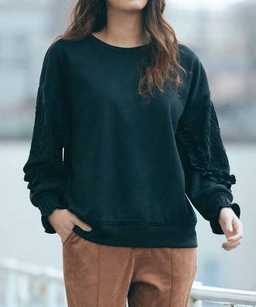 RANAN（ラナン）の「＜裏起毛＞コード刺しゅう使いプルオーバー（Tシャツ/カットソー・レディース・グレイッシュベージュ/ブルーパープル/チャコール/ブラック・M/LL/L）」の2枚目の写真