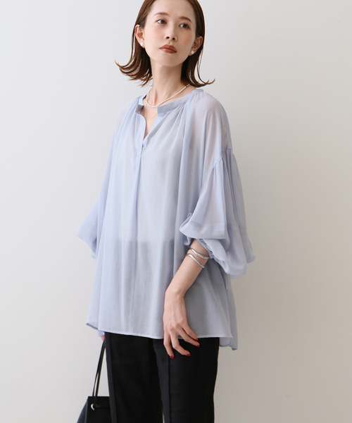 シアーステッチボリュームスリーブブラウス