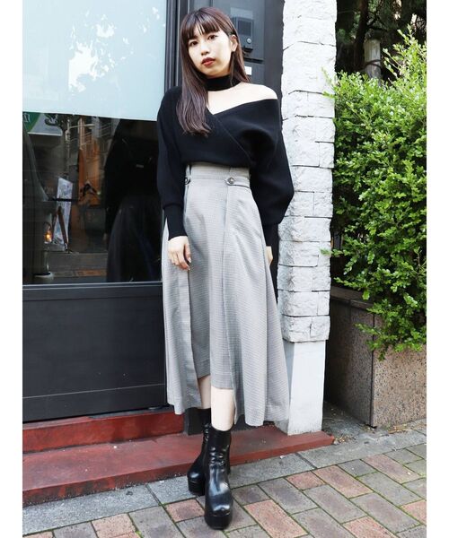 MURUA(ムルーア)の「カシュクールチョーカーニット(ニット/セーター・レディース・アイボリー/ブラック/ブルー・FREE)」の7枚目の写真