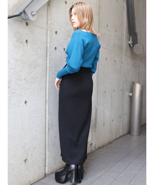 MURUA(ムルーア)の「カシュクールチョーカーニット(ニット/セーター・レディース・アイボリー/ブラック/ブルー・FREE)」の8枚目の写真