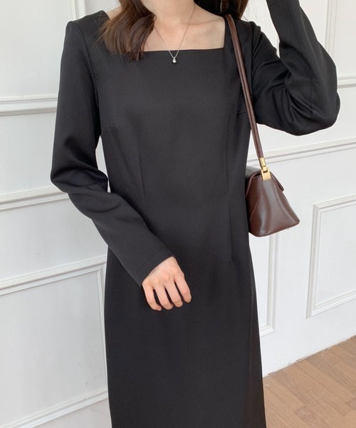 ABITOKYO(アビトーキョー)の「バックスリットスクエアネックロングワンピース(ワンピース・レディース・ブラック/ダークブラウン/ベージュ・FREE)」の9枚目の写真