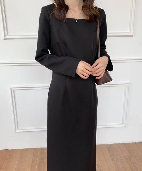 ABITOKYO(アビトーキョー)の「バックスリットスクエアネックロングワンピース(ワンピース・レディース・ブラック/ダークブラウン/ベージュ・FREE)」の10枚目の写真