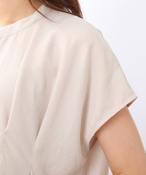 DRESKIP（ドレスキップ）の「◆タックフレア チュニックブラウス（シャツ/ブラウス・レディース・ブラック/ライトベージュ/ライトグリーン/ダークブラウン・00）」の9枚目の写真