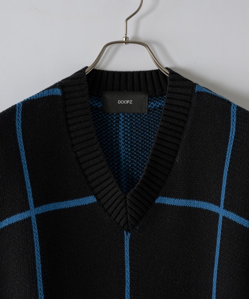 DOOPZ（ドープス）の「Vネックニットベスト（ベスト・メンズ・ブラック/ベージュ・SMALL/MEDIUM/LARGE）」の15枚目の写真
