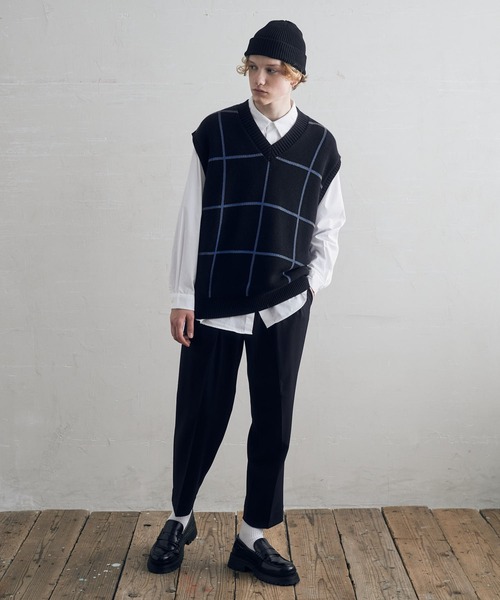 DOOPZ（ドープス）の「Vネックニットベスト（ベスト・メンズ・ブラック/ベージュ・SMALL/MEDIUM/LARGE）」の17枚目の写真